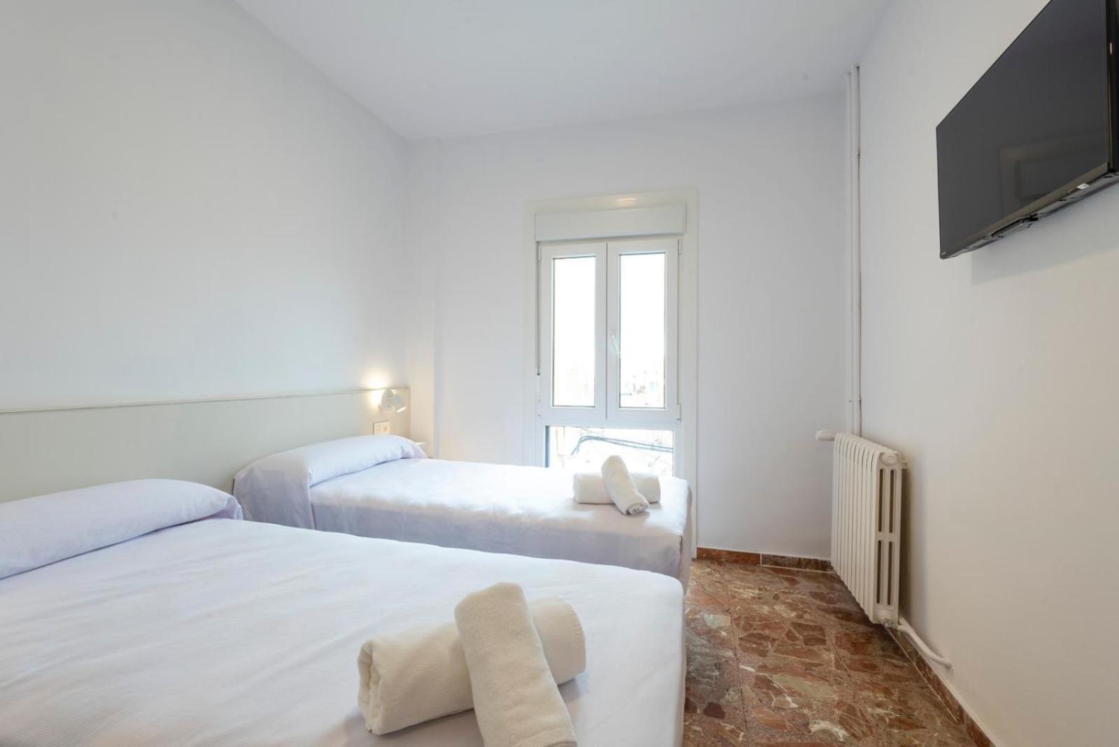 Hostal La Via Verde Саррион Экстерьер фото
